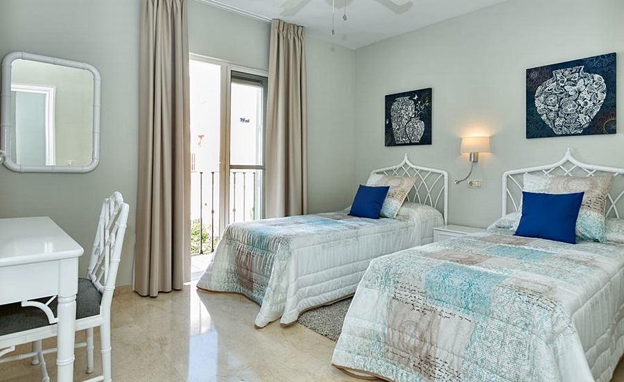 Ona Club Bena Vista Hotell Estepona Exteriör bild